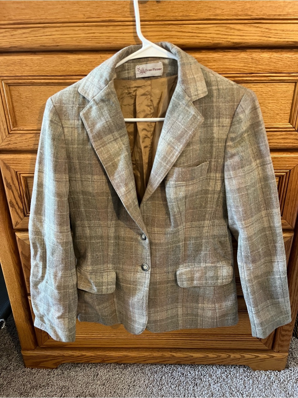Evan Picone Plaid Blazer in Taupe and Light Brown
